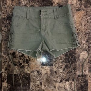 Roma Studio Army Green Shorts